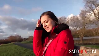 I disreputable a X-rated young foetus in the park and convinced her to fuck